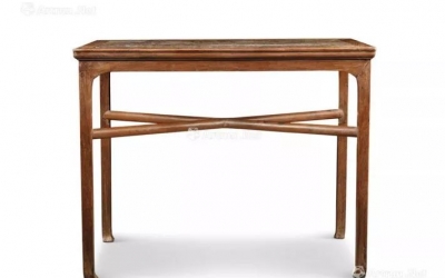 當年花550塊收的紅木條案，轉手賣7000凈賺10多倍！近期拍了2369萬