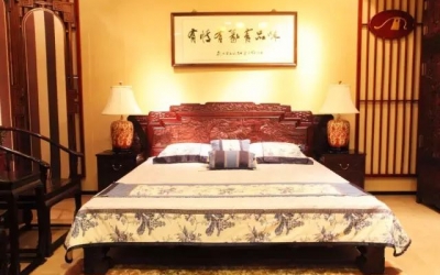 百年中式家裝，千年紅木家具。